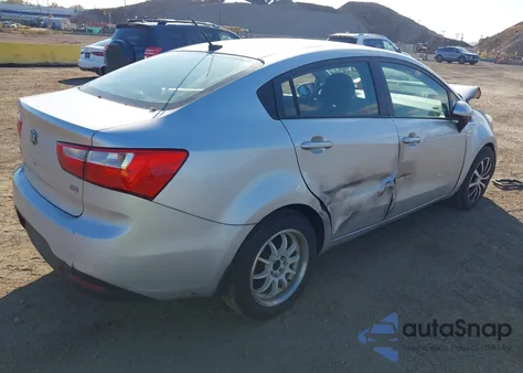 2013 Kia Rio Lx z USA, uszkodzony, nr VIN KNADM4A30D6272845